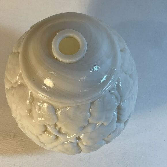 Vintage ALADDIN Alacite Glass Table Lamp Light Cream Floral ORNATE leaf motif - Picture 13 of 13